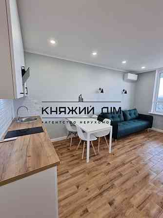 Оренда Квартира 1-кімнатна, 14/27 поверх на Бажана Николая просп. Киев