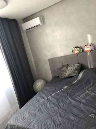 Оренда Квартира 1-кімнатна, 14/25 поверх на Просвещения ул., 16а Киев