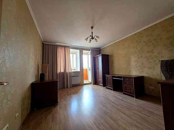 Продаж Квартира 3-кімнатна, 16/25 поверх на Голосіївська вул., д. 13 Kiev