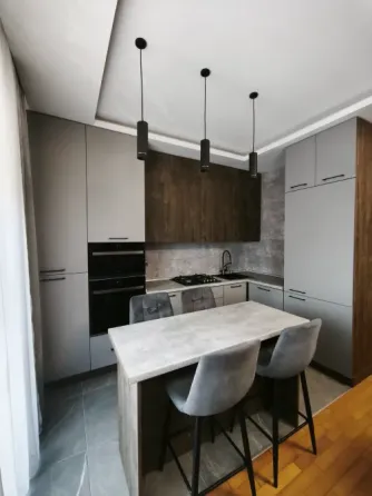 Продаж 4к Квартира 143 кв.м Тлехаса 10 Ужгород