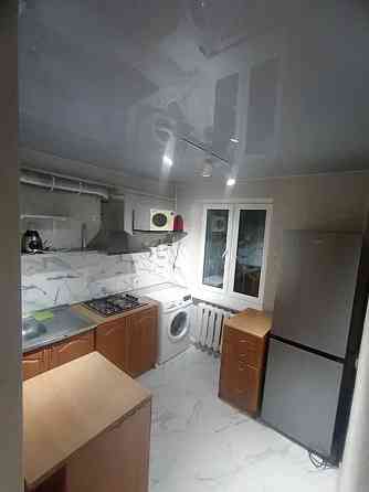 Оренда Квартира 1-кімнатна, 1/5 поверх на Донця, 13 Kiev