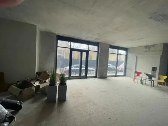 Продаж Приміщення в житловому будинку площа 169 кв.м 1-й поверх на вул. хлібна Львів