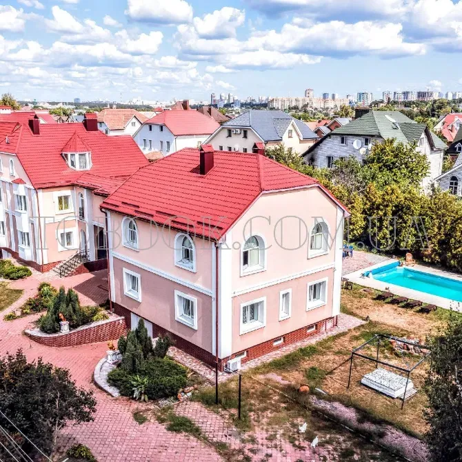 484 A Two-story villa for rent with a swimming pool Kiev - photo 6