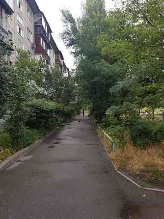 Продаж Квартира 2-кімнатна, 1/5 поверх на Харьковское шоссе, 14/1 Kiev