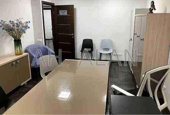 Оренда Будинок на Хорива вул., 34 Kiev