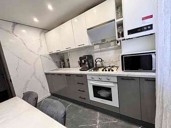 Продаж Квартира 2-кімнатна, 1/5 поверх Kirovohrad