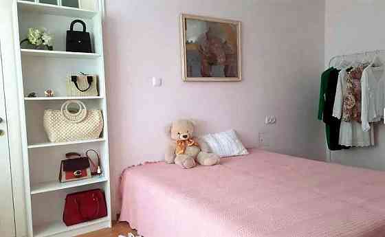 Трехкомнатная квартира в начале Таирова Одеса