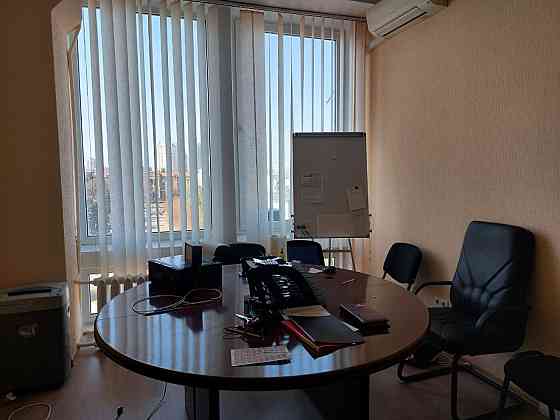 Продаж офісне приміщення на площадь Соломенская, д.2 приміщень - 5, поверх - 6/9 Киев