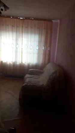 Оренда Квартира 3-кімнатна, 20/25 поверх на ул. Урловская Київ