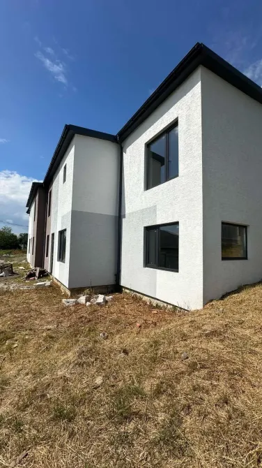 Продаж 2-поверховий Котедж з ділянкою 3.5 сот 150 кв.м 4 кімн. на Стефаника 36 Ужгород - фото 1