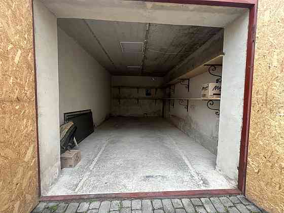 Продаж Гараж/паркомісце на Симоненка В. вул., 3Б Івано-Франківськ