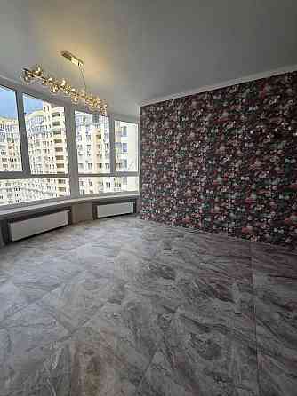 Продаж Квартира 3-кімнатна, 18/25 поверх на Максимовича Михайла вул., д. 3Д Kiev