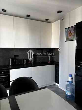 Продаж Квартира 2-кімнатна, 20/24 поверх на вул. Закревського Миколи Київ