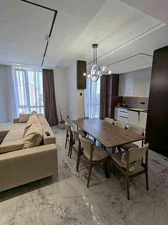 Продаж Квартира 3-кімнатна, 7/8 поверх на Героїв Миколаїва Івано-Франківськ