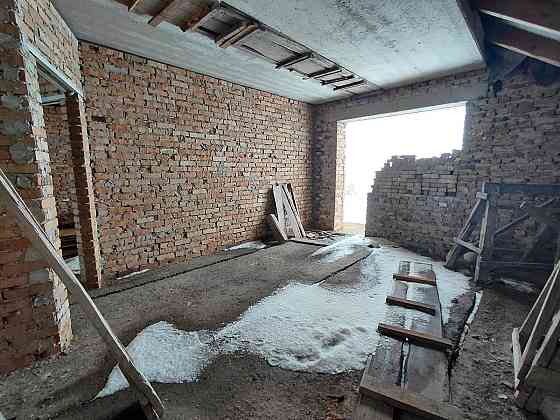 Продаж Будинок на вул. М. Шарика 