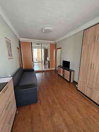 Оренда Квартира 2-кімнатна, 3/7 поверх на вул. Велика Васильківська, 114 Kiev