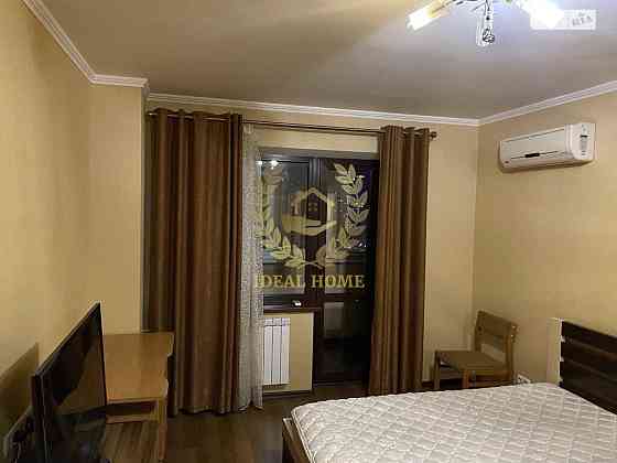 Продаж Квартира 1-кімнатна, 15/16 поверх на Руденко Ларисы ул. Киев