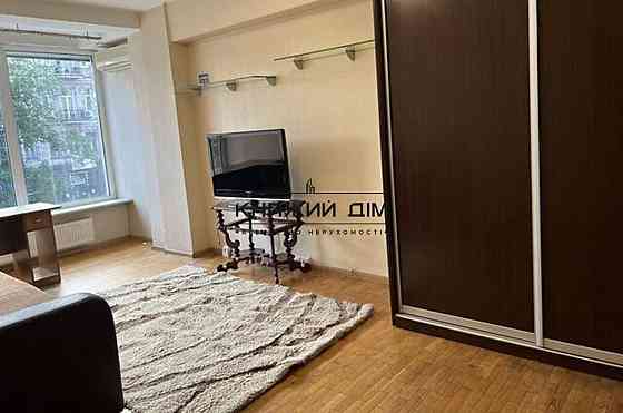 Продаж 2-х к. квартири в центір Києва м .Олімпійська. № 21145165 Kiev