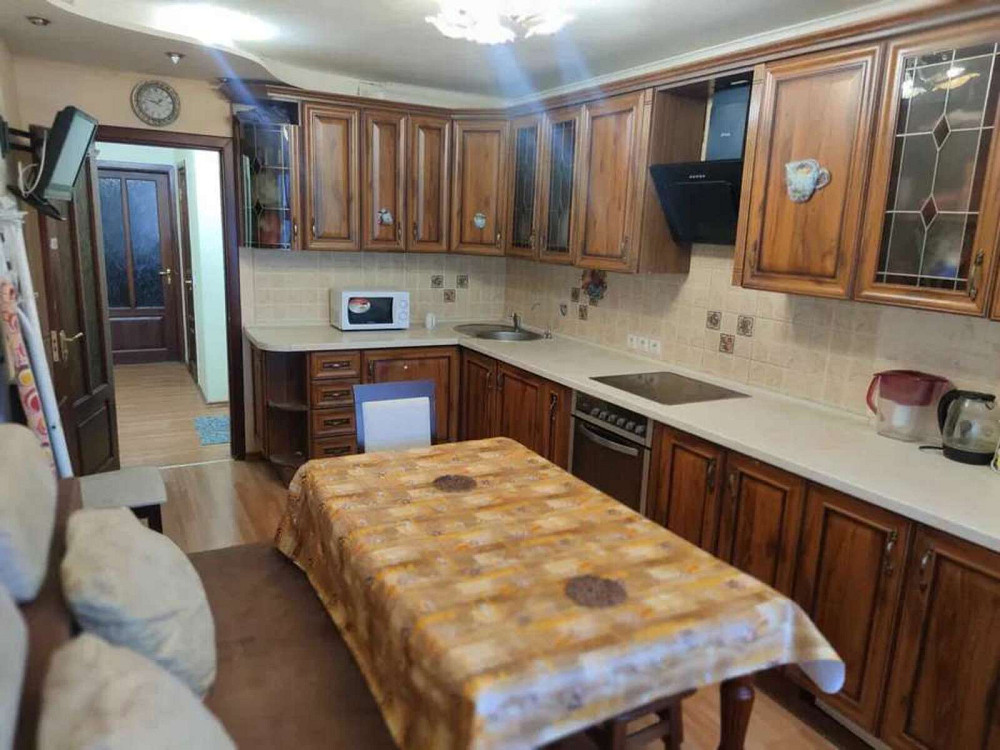 Оренда Квартира 3-кімнатна на пл. Святошинская, 1 Київ - фото 3