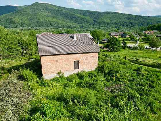 Продаж  Будинок з ділянкою 17 сот 300 кв.м 6 кімн.  Сколе