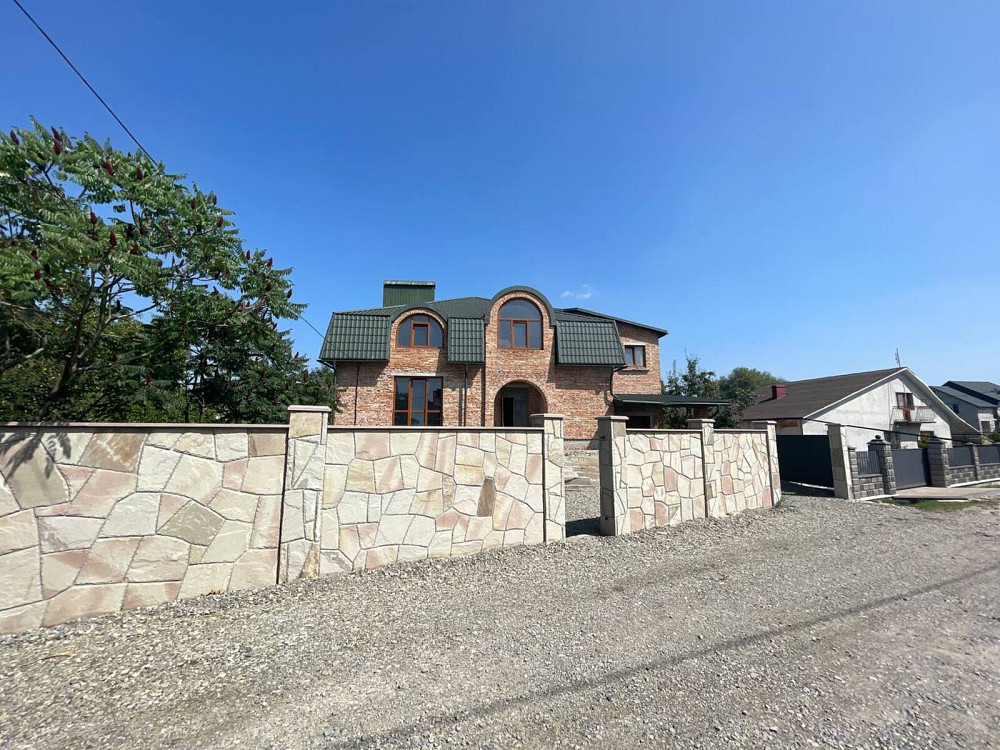 Продаж великого будинку у передмісті Тернополя  - фото 1