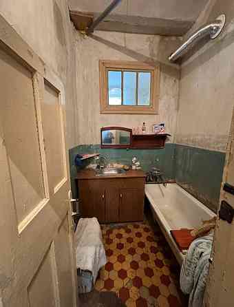 Продаж 3к Квартира 84 кв.м Озерне Zhytomyr