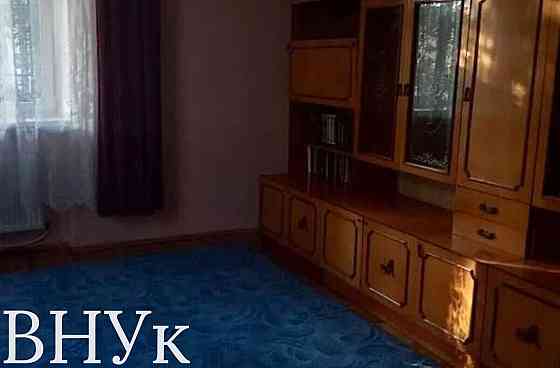 Продаж Квартира 2-кімнатна, 1/1 поверх на Олега Ольжича Чернівці