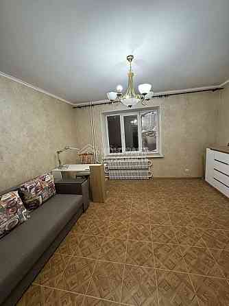 Продаж Квартира 2-кімнатна, 3/12 поверх на вул. Владислава Зубенка Харьков