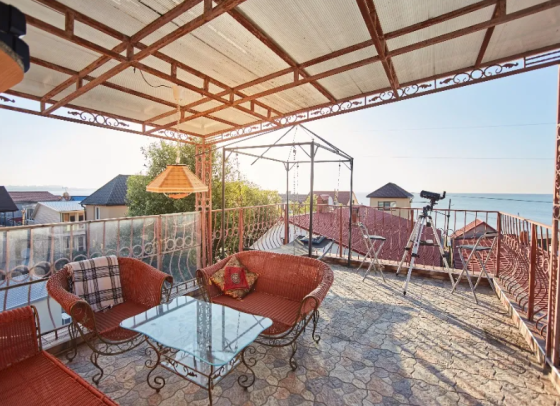 Продам 4-х этажный дом у моря (195 Причал, ул.Черноморского казачества) Одеса