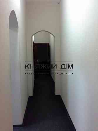 Оренда офісне приміщення на Тургеневская ул. поверх - 3/4 Київ