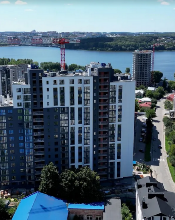 Продаж 3к квартири 82 кв. м на вул. Полковника Данила Нечая Ternopil'