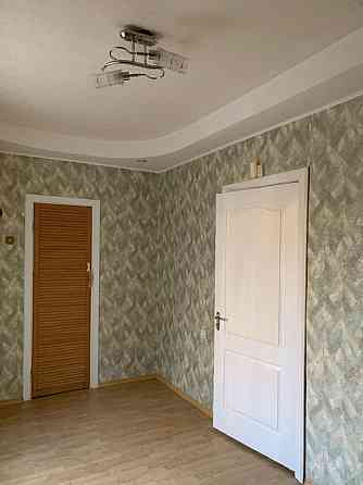 Оренда Квартира 2-кімнатна, 1/5 поверх на Єреванська, 25 Kiev