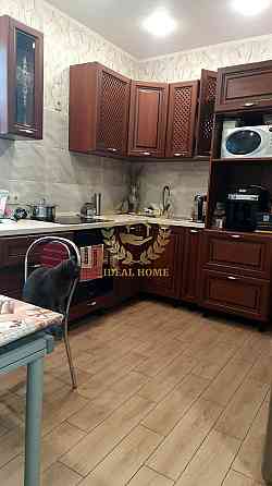 Продаж Будинок 3-кімнатний на Парковая ул., 3 