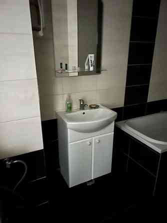 Оренда Квартира 1-кімнатна, 17/34 поверх на проспект Соборності, 30 Київ