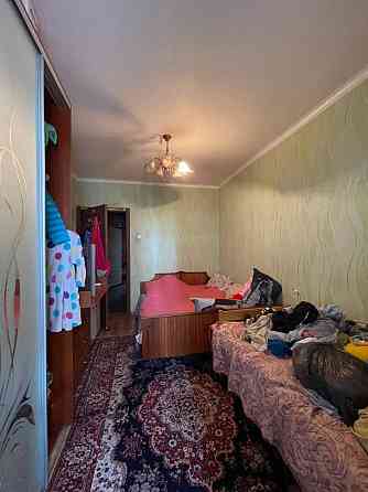 Продаж Квартира 3-кімнатна, 8/9 поверх на Крушельницької пров. Дніпро