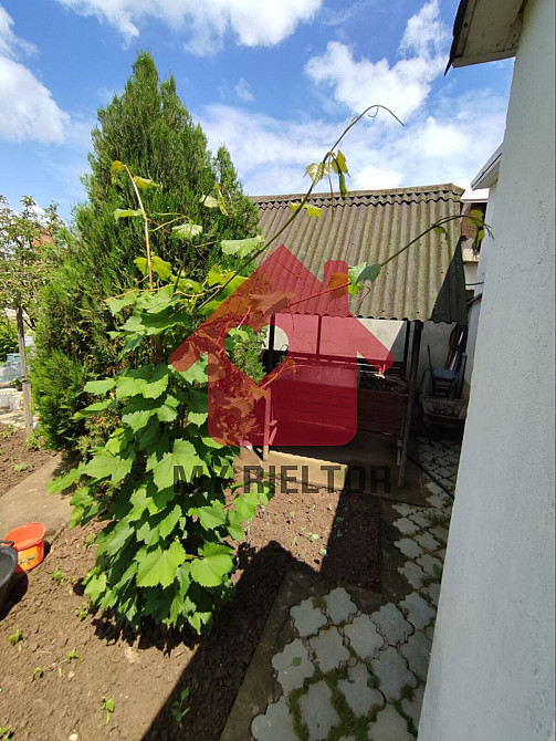 Продаж Будинок Yanoshi - photo 7