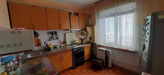 Продаж Квартира 3-кімнатна на Барвиновка ул., 10 Кагарлик