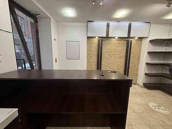 Оренда приміщення вільного призначення на вул. Князя Романа приміщень - 1, поверх - 1/3 Львів