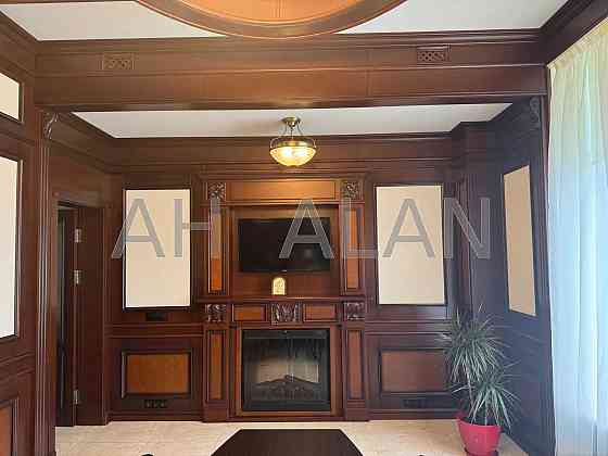 Оренда Будинок 1-кімнатний на Хрещатик вул., 7/11 Київ