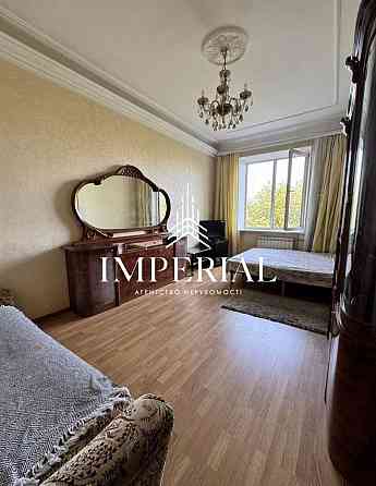 Оренда Квартира 3-кімнатна, 3/6 поверх на вул. Прорізна Kiev