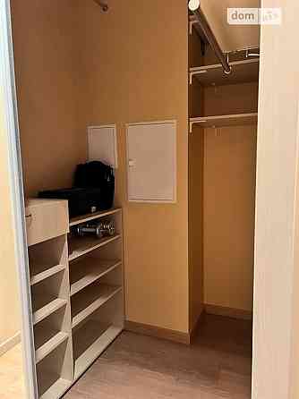 Оренда Квартира 2-кімнатна, 13/30 поверх на ул. Юрия Ильенко Kiev