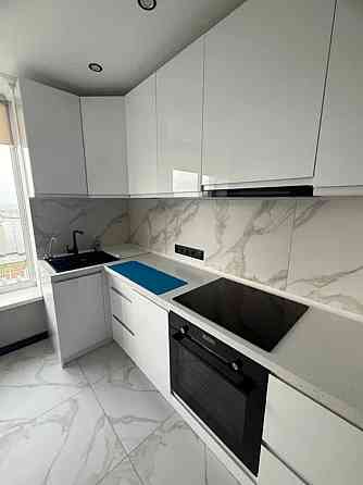 Оренда Квартира 1-кімнатна, 24/27 поверх на Радунського, 30 Киев