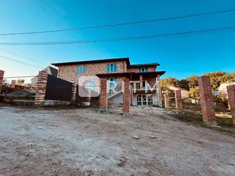 Продаж 3-поверховий   200 кв.м 4 кімн. на Роксолани вулиця 18 Дубляни - фото 4