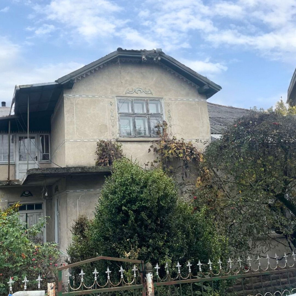 Продаж 3-поверховий  з ділянкою 4 сот 191 кв.м  на Федьковича вул. Теребовля - фото 2