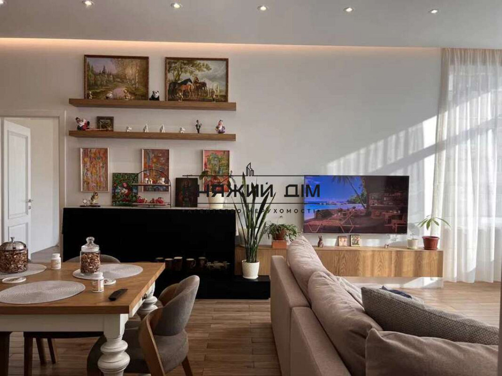 Продаж 3-кімнатної квартири студіо в ЖК Старокиївський. № 21143909 Київ - фото 1