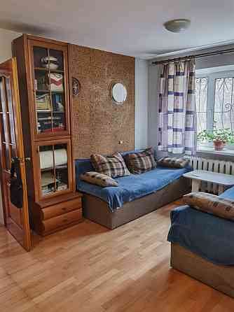 Оренда Квартира 2-кімнатна, 1/4 поверх на Шепелєва Миколи вул., 8а Київ