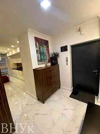 Продаж Квартира 1-кімнатна, 6/15 поверх на Чорновола Львів