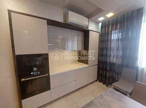 Продаж Квартира 3-кімнатна, 6/10 поверх на вул. Ярослава Мудрого Харків