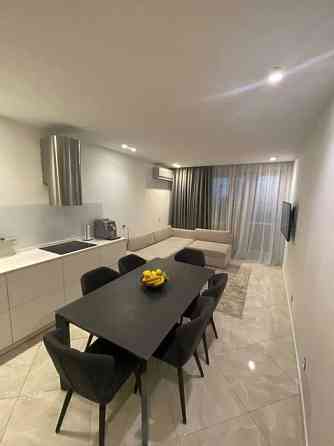 Продаж Квартира 2-кімнатна, 6/11 поверх на Кадетський Гай вул. вул., д. 3 Київ