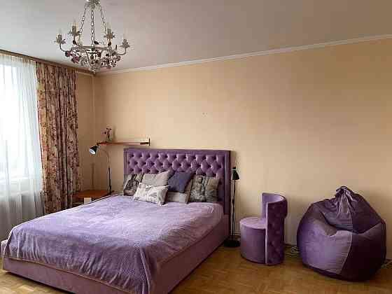 Продаж Квартира 1-кімнатна, 21/24 поверх на Кубанської України вул., д. 31а Київ